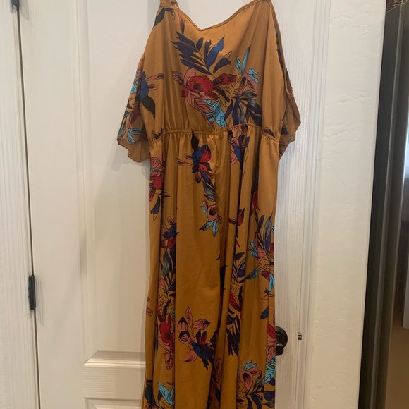 Summer Dress Size 3xl - Picture 7 of 8